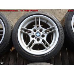 BMW E39 M-fälgar 17" med sommar däck